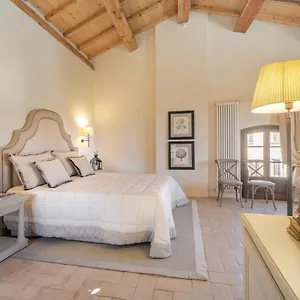 https://rivo-della-corte.it-tuscanyhotel.com